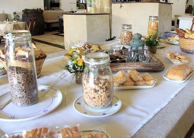 Palazzo De Donatis B&B Melissano Bagian luar foto